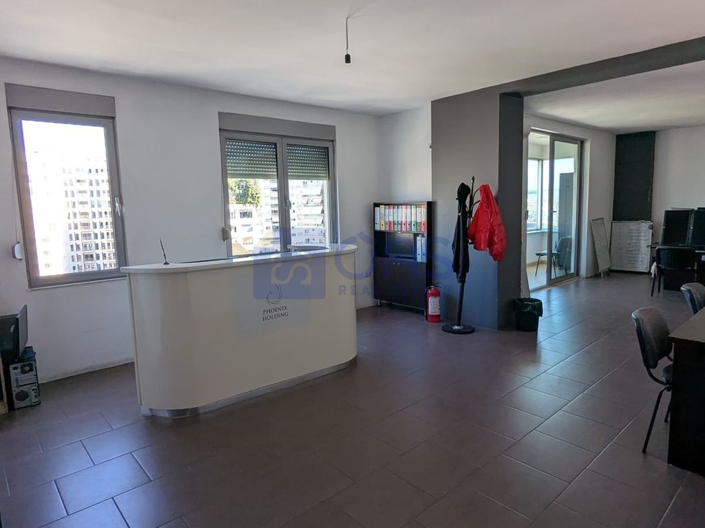 Office space for rent at Zogu i Zi.