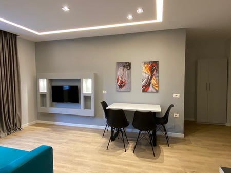 Apartament modern 2+1 per qira!