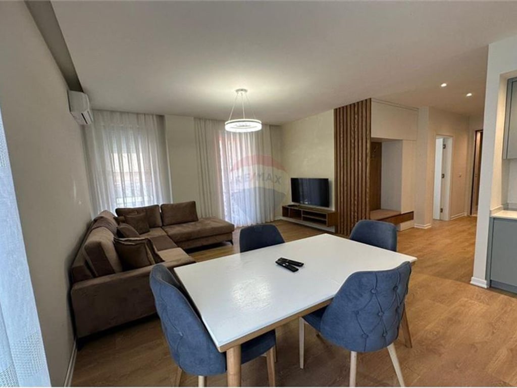 1+1 Apartment for Rent at Zogu i Zi