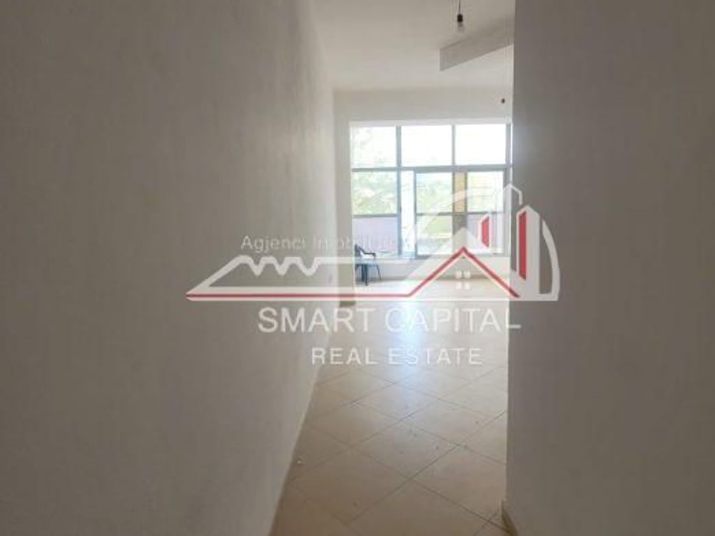 BUSINESS SPACE FOR RENT IN TRASBALLKANIK - VLORA