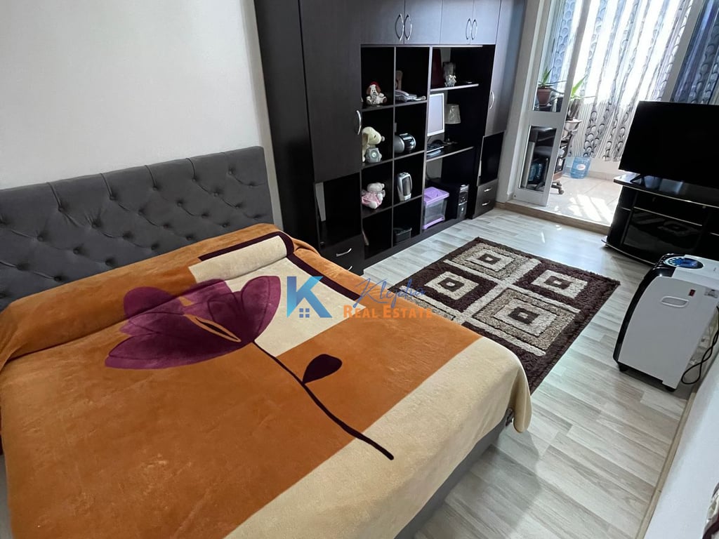 2+1 per SHITJE te Sheshi i Aviatoreve, Rruga Foto Janku