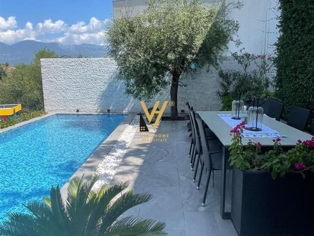 AFFITTASI VILLA A KODRA E DIELLIT 2, 2.500 EURO
