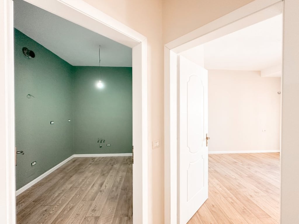 Office for Rent on Barrikadave Street (ID BZ2601) Tirana.