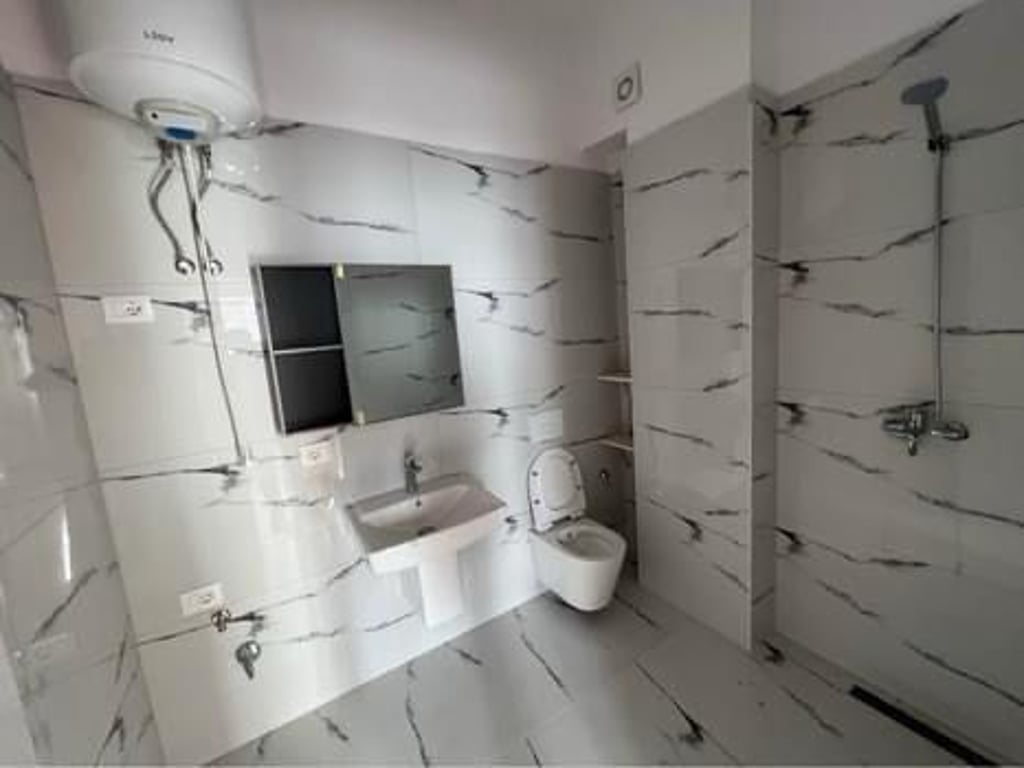 APARTAMENT ME QERA 2+1