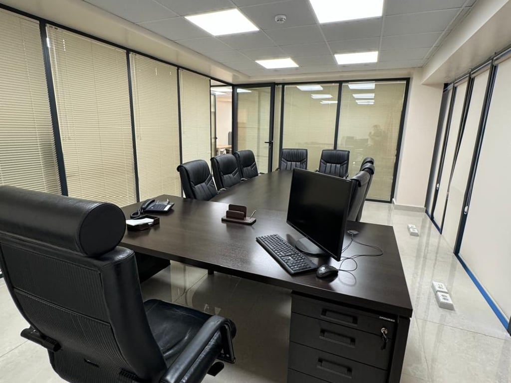 Office for rent near the Faculty of Economics.