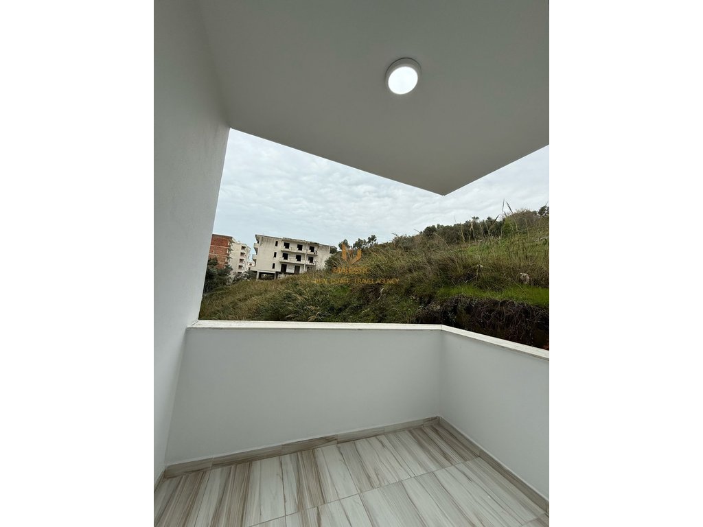 Apartment 1+1 for sale at Shkembi Kavajes.