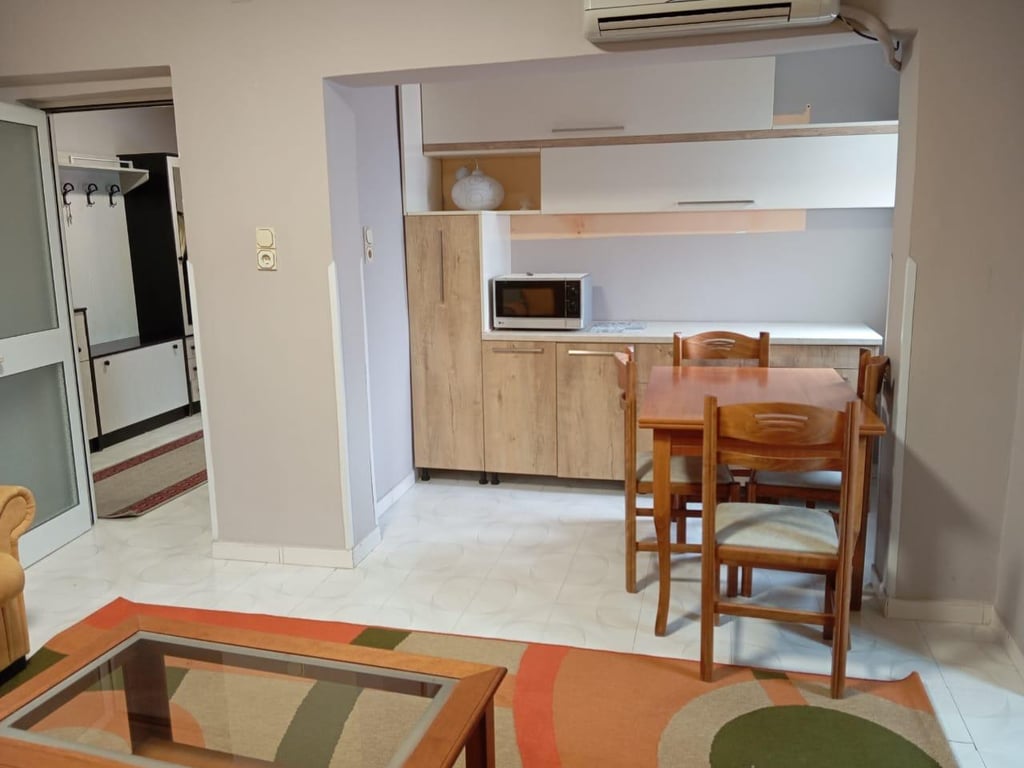 Apartament me qera te dispanseria