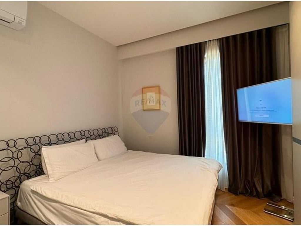 Apartament luksoz prane Parkut te Liqenit!!!! Perfshin post parkim