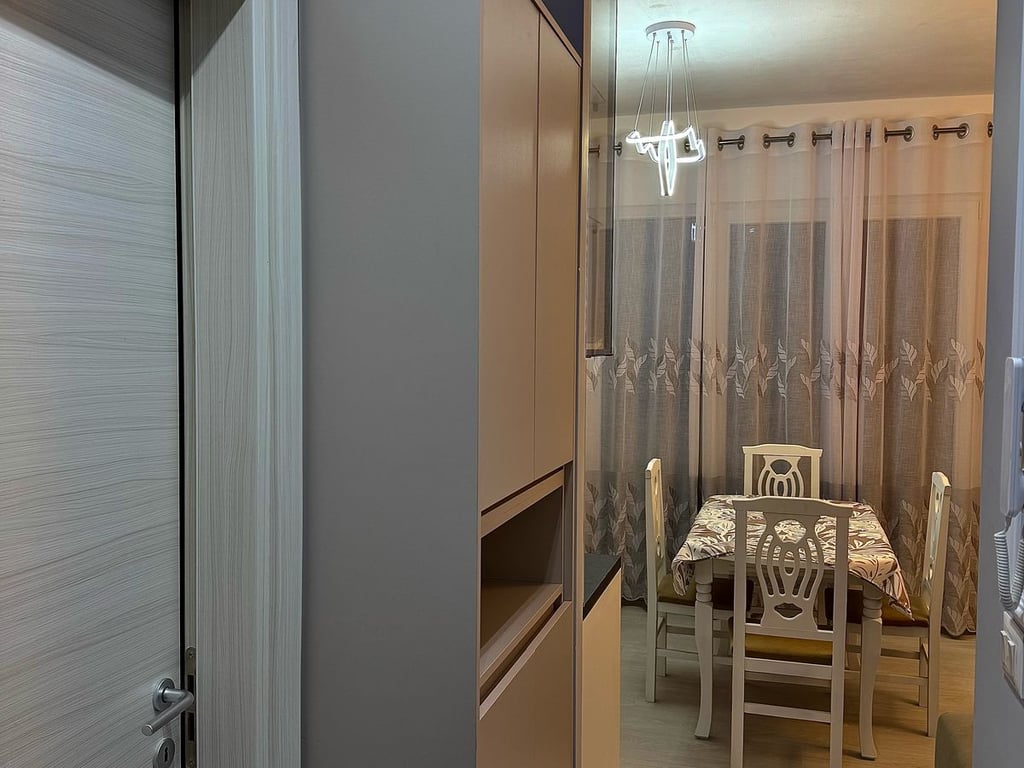 Jepet me qera Apartamenti 1+1 Astir (River Residence) Cmimi: 600euro