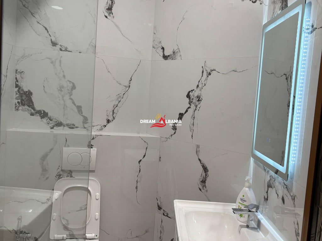 Jepet me qera apartament 1+1 tek Kopshti Zologjik prane Piceri Pavarotti (ID 42111362)