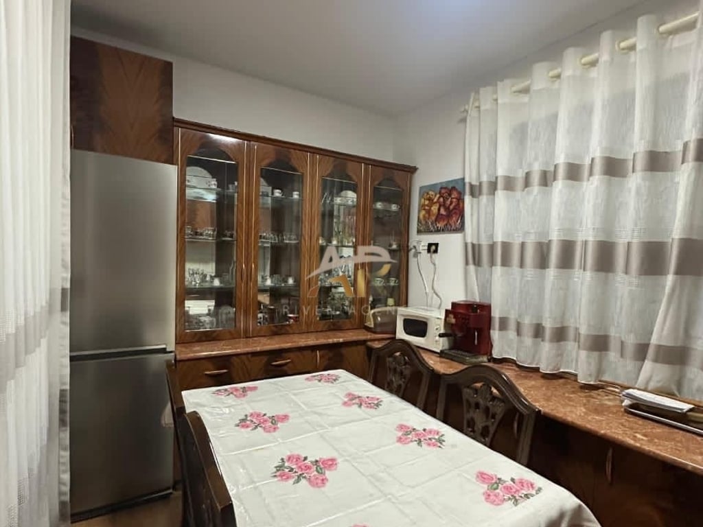 Apartment 3+1+2 for rent in Sauk.