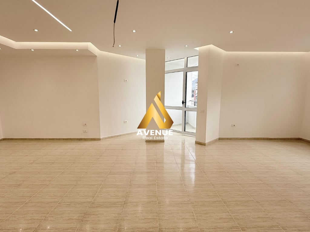 🌟 AMBIENT BIZNESI PREMIUM ME QIRA – INVESTIM ELEGANT DHE KOMFORT ABSOLUT! 🌟  