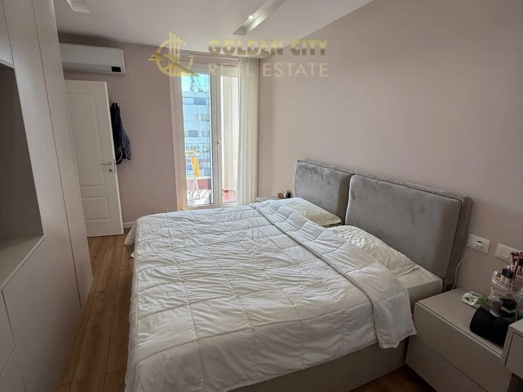 ✦ Apartament 2+1+2 | 107m² | Super Investim &amp; Totalisht i Mobiluar | Stacioni i Trenit, Durrës ✦ 150000