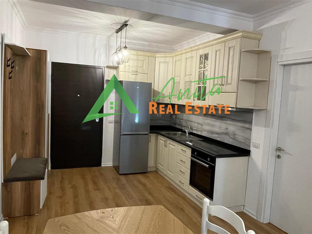 Kodra e Diellit offers for rent an uninhabited 2+1 apartment with cash