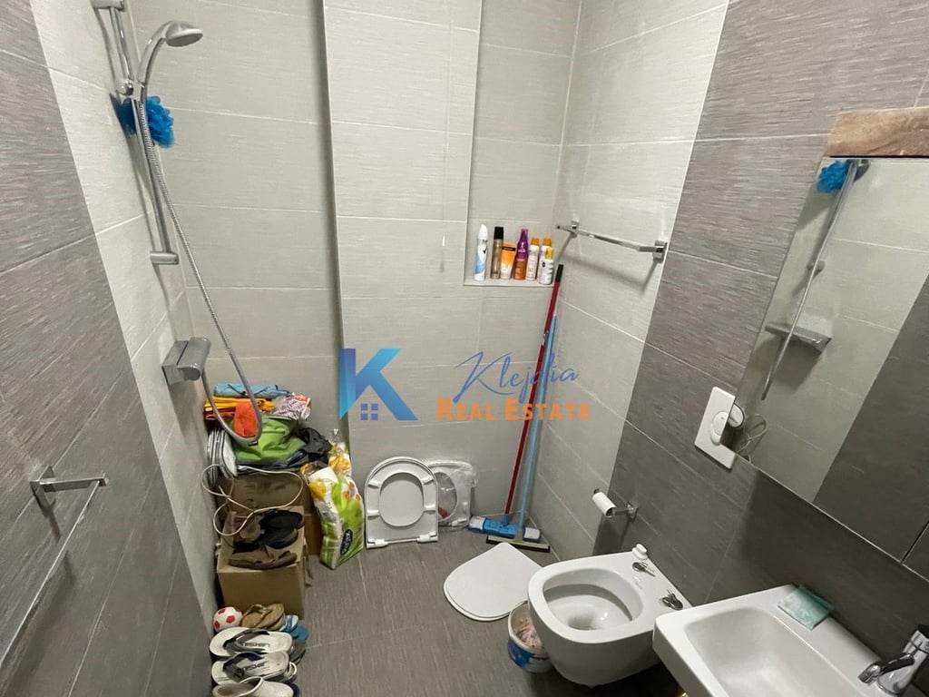 2+1+2 per qira qira ne Selite, afer Universitetit Marin Barleti