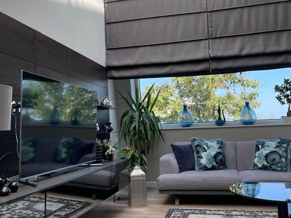 Tirana, in affitto Villa con Piscina Kodra e Diellit Residence 2, 200 m² 2300 Euro affitto o 660.000 Euro vendita