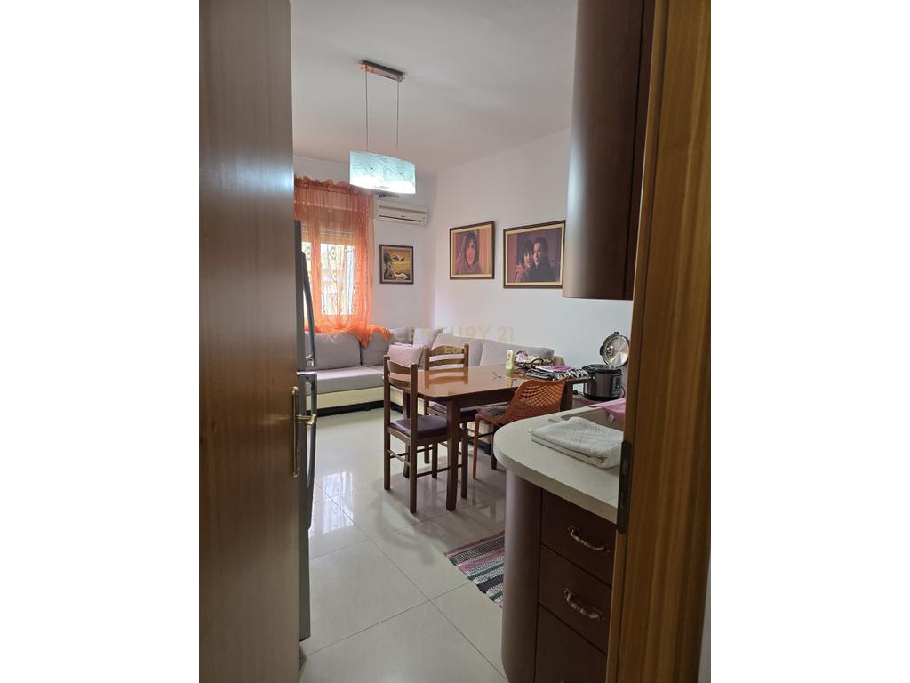 Shitet Apartament 1+1 në Golem, Durrës ! 70,000 €