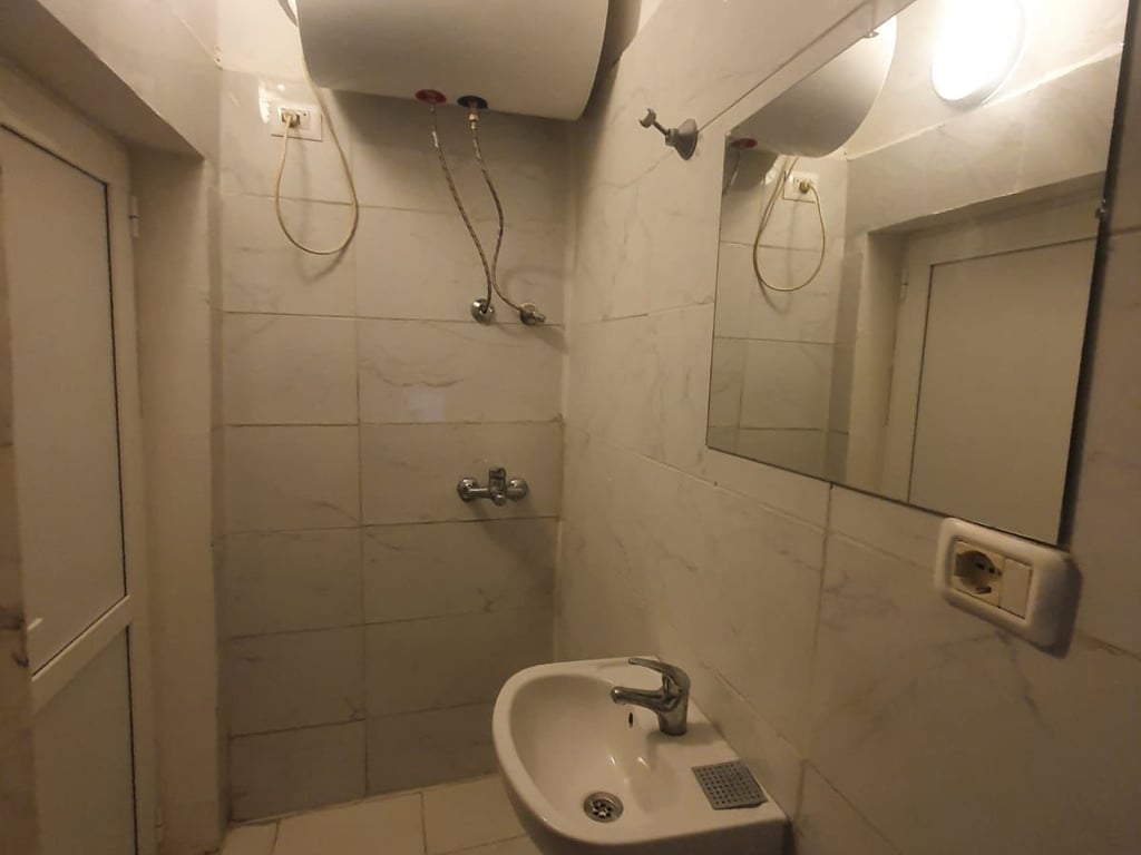 1+1 apartment for rent in Selite 400 euros.