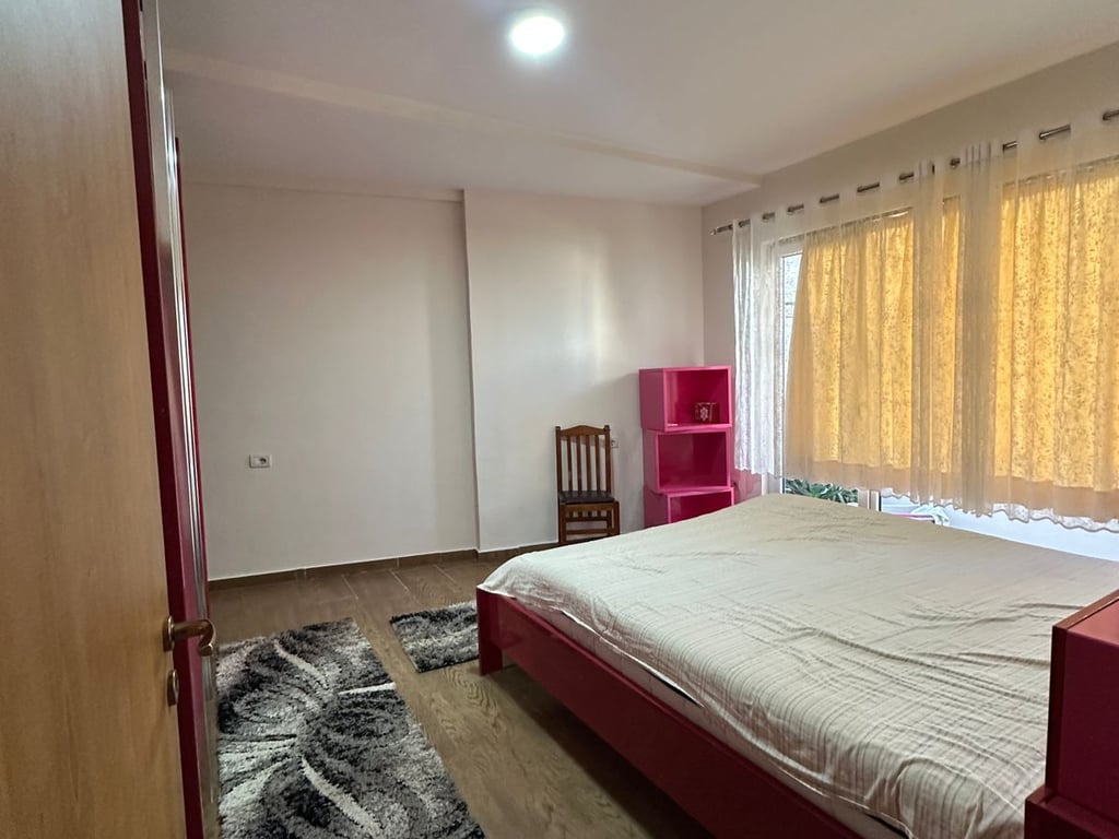 Appartamento 3+1 in Affitto presso i Palazzi Gialli, all'Inversione Kamza.