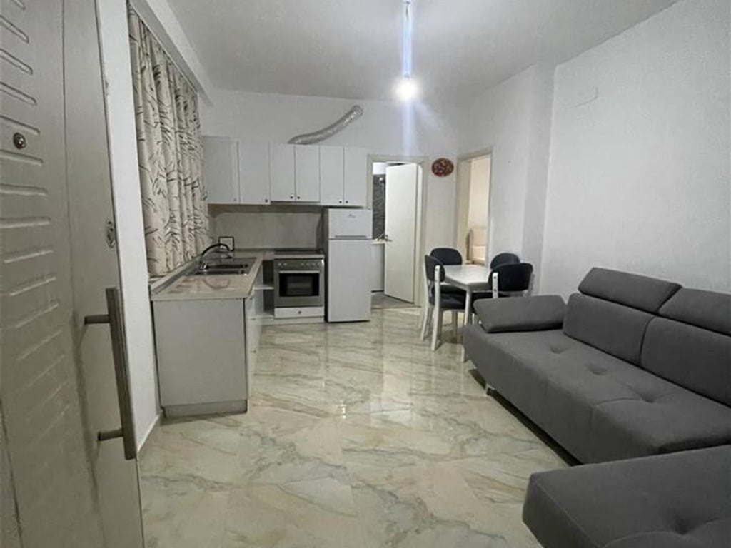 APARTAMENT ME QERA 1+1