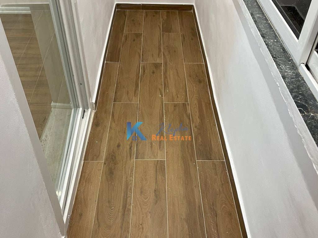 1+1 per SHITJE te Rruga e Durresit, ne rruge kryesore