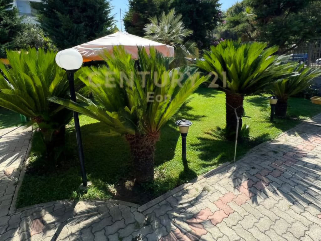 HOTEL AND RESTAURANT FOR SALE IN DURRES! HOTEL AND RESTAURANT FOR SALE IN DURRES!