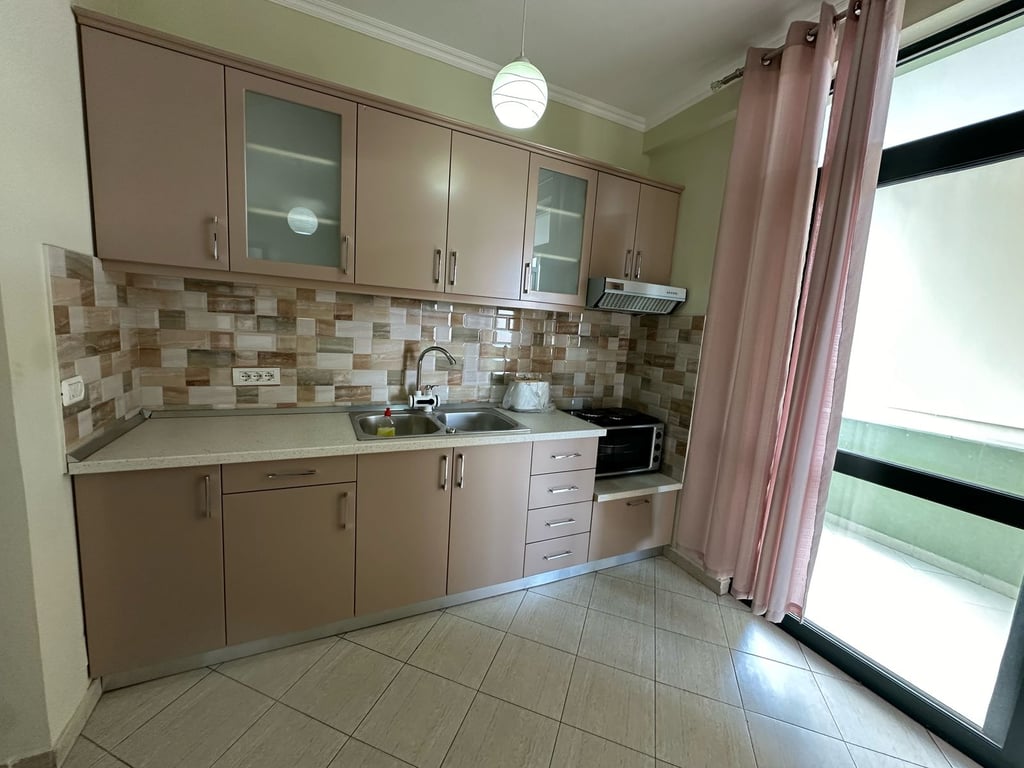 1+1 apartment for rent near the District Court.