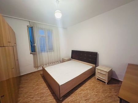 1+1, primo piano, privato, Zog e Zi, 360 euro