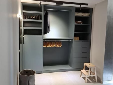 1+1 Apartment for Rent + Parking Space on Rrugën e Kosovareve, Tirana