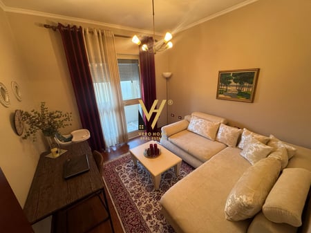 VENDESI APPARTAMENTO 3+1+2+GARAGE IN CENTRO 320.000 EURO