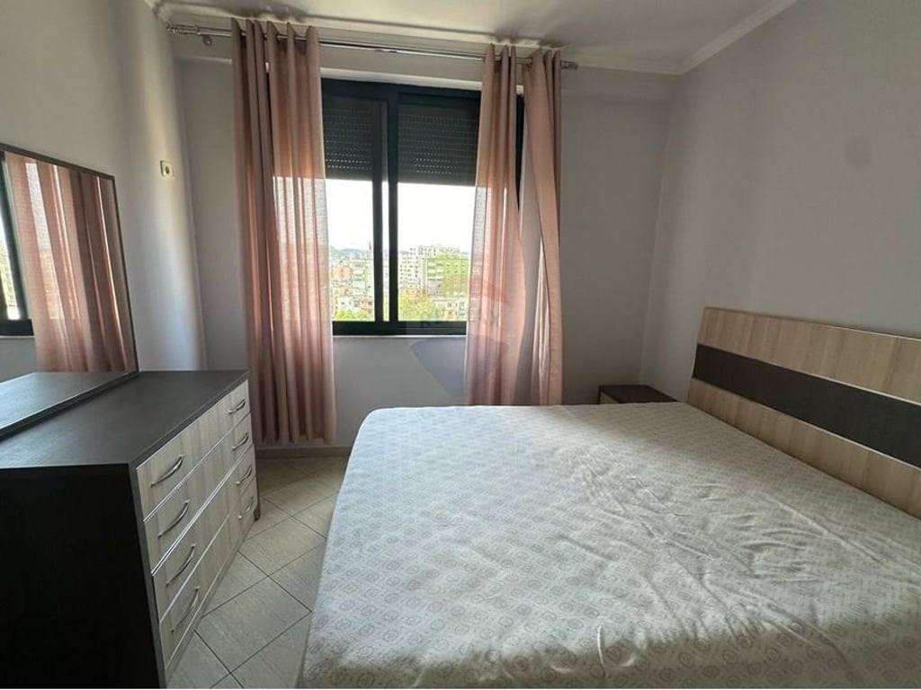 APARTAMENT 1+1 TE GJYKATA