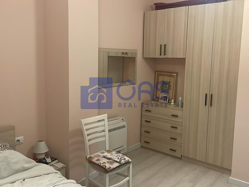 Apartment 1+1 for rent in Brryl.