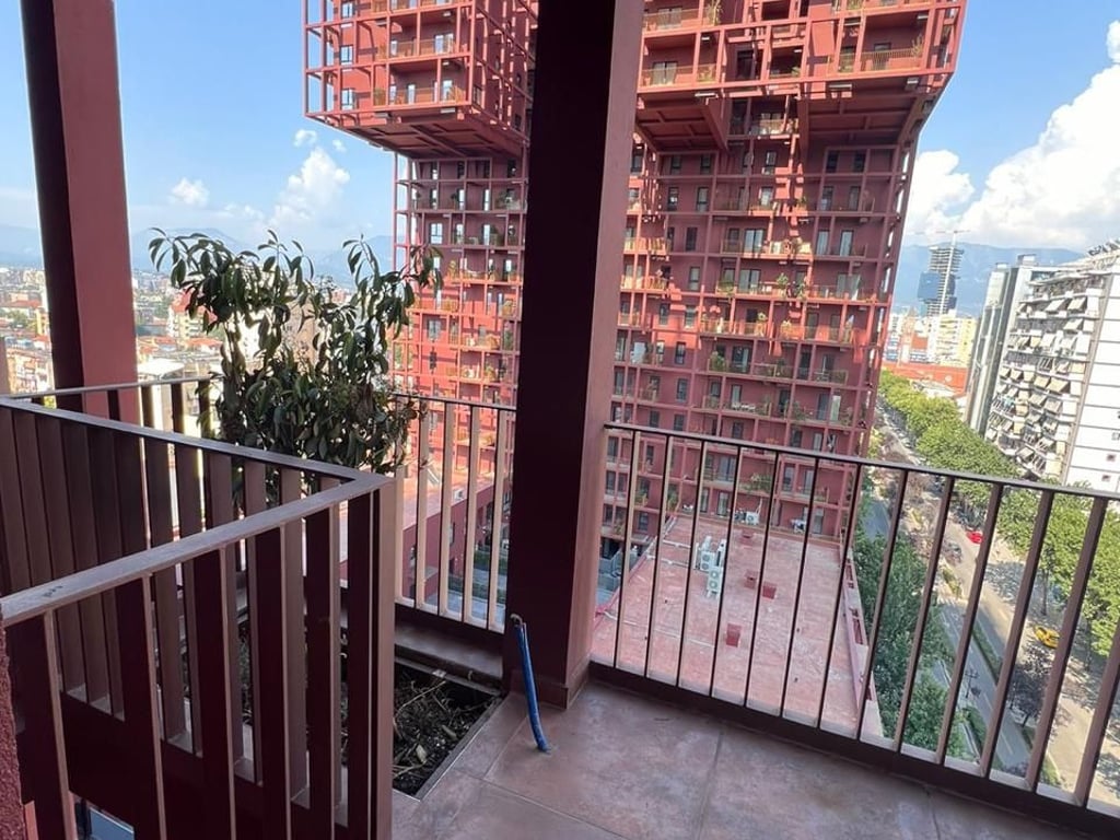 💥Ufficio in affitto presso il Tirana Garden Building