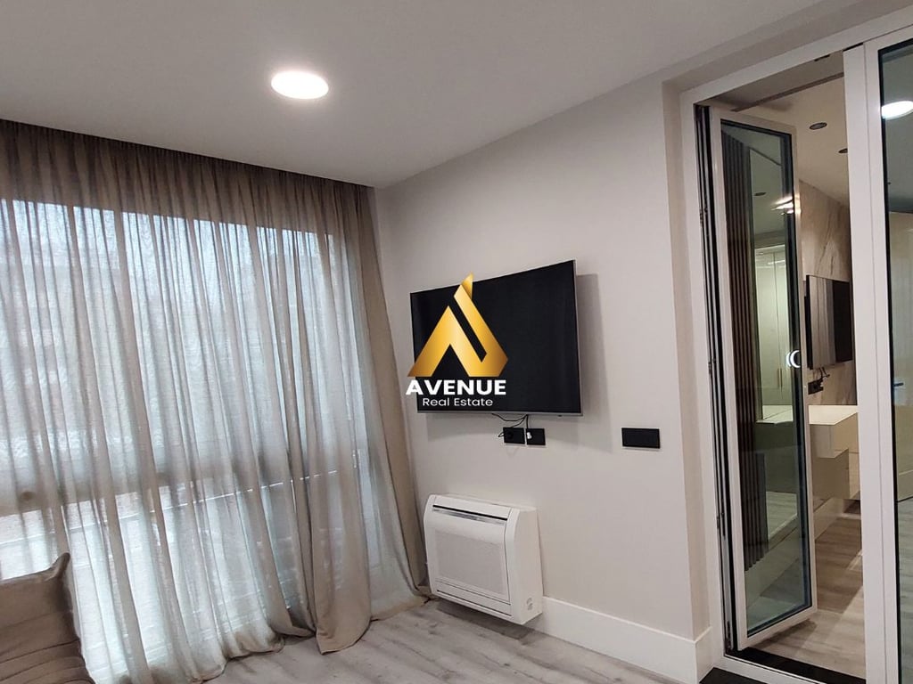 Jepet me Qira apartament 2+2+2 tualete Bllok, Tirane