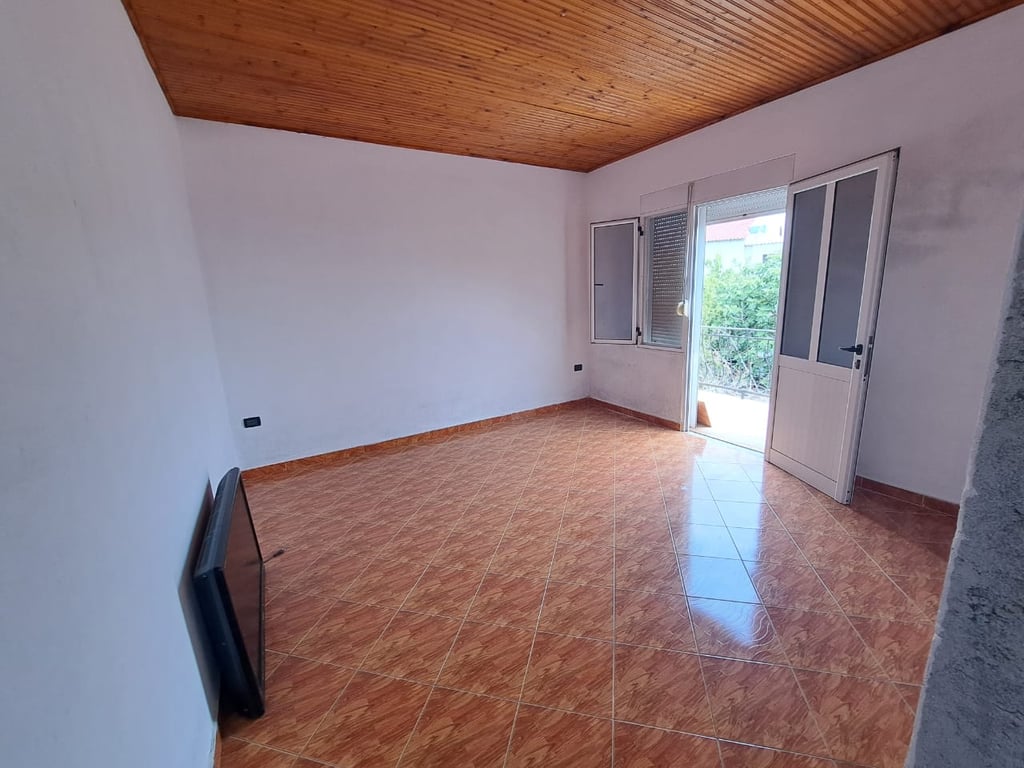 🏡House for sale, 2 stories (+basement), "Sharre" neighborhood, Kavajë.