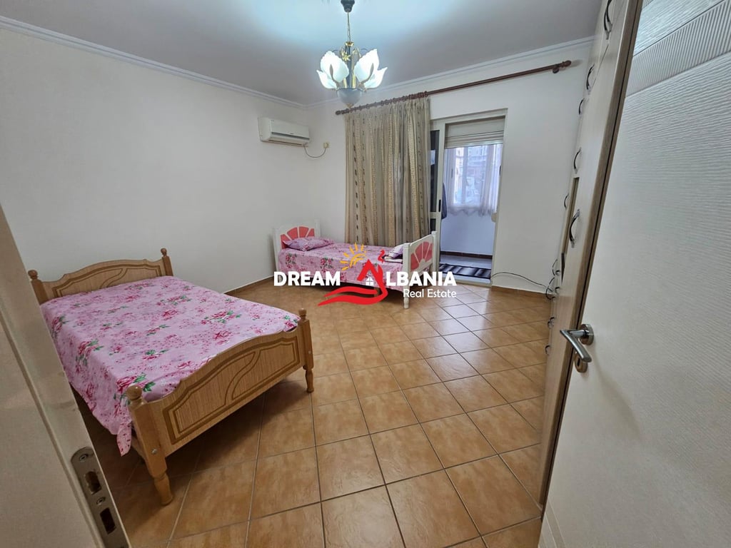 Jepet me qera apartament 2+1 tek rruga Gjik Kuqali prane stadiumit Dinamo , Tirane (ID 4229437)