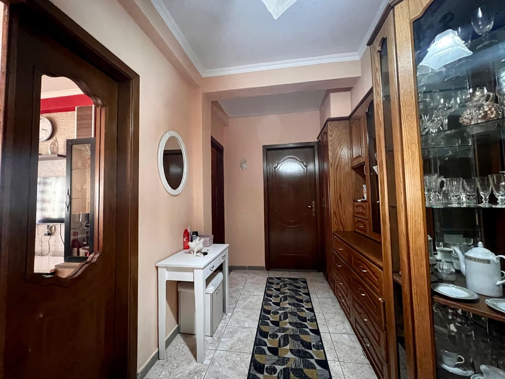 For sale, 2-story house "Rr.Koli Ceku" Korçë.
