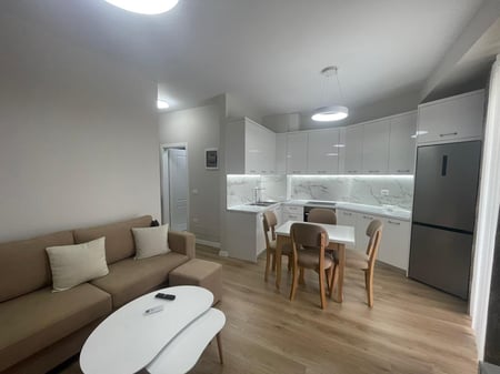APARTAMENT ME QERA 1+1