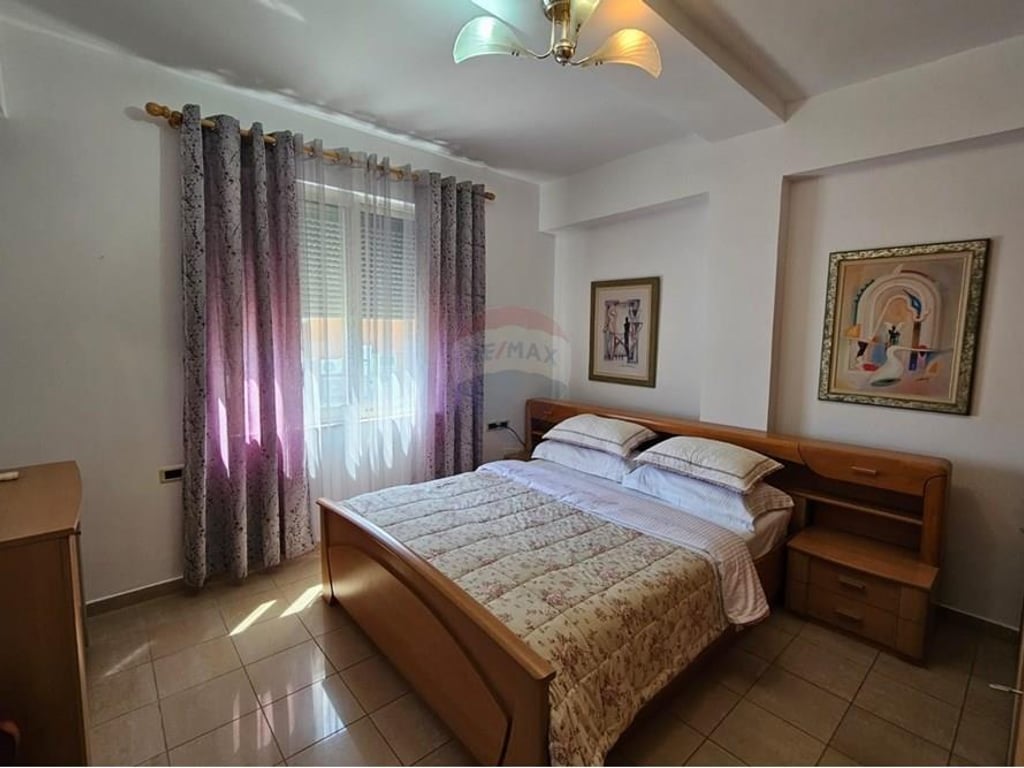 2+1 apartment for rent in Bllok!