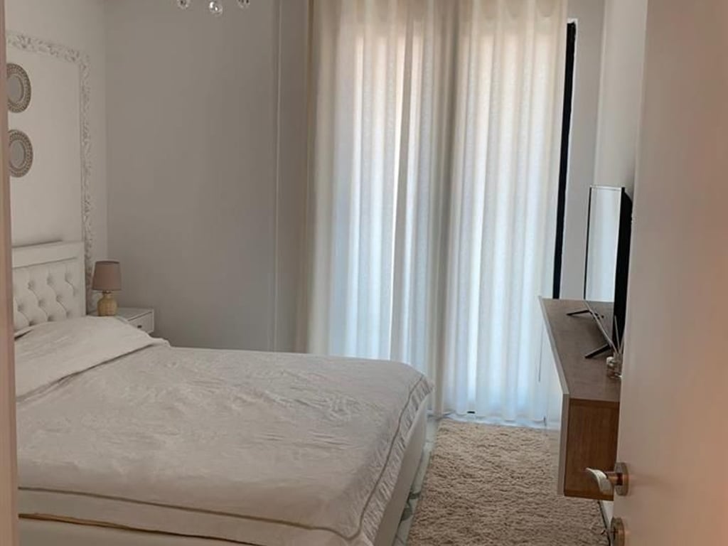 Affittasi appartamento 1+1 a Square21, Via di Kavaja.