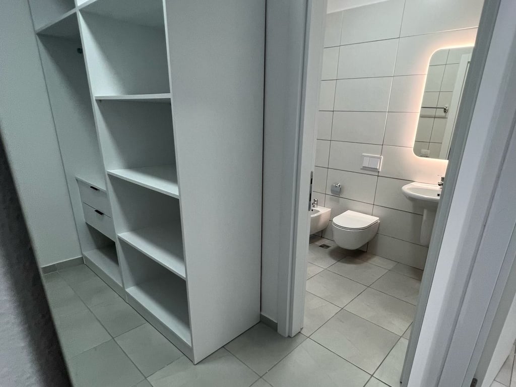 Qera, Apartament 2+1+Post Parkimi, Rezidenca Kodra e Diellit, 800 euro/muaj