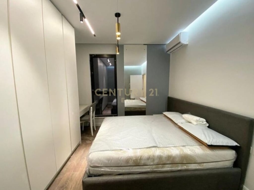 💫Apartament 1+1 me Post Parkimi për Shitje te Casa Italia, Tiranë! 🏢