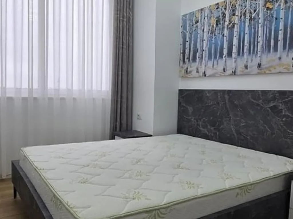 🔑Vendesi Appartamento 1+1, Via Dritan Hoxha, vicino alla Cupola 📍