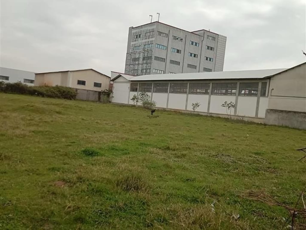 SHITET TRUALL 3137 M2 QTU 719.000 EURO