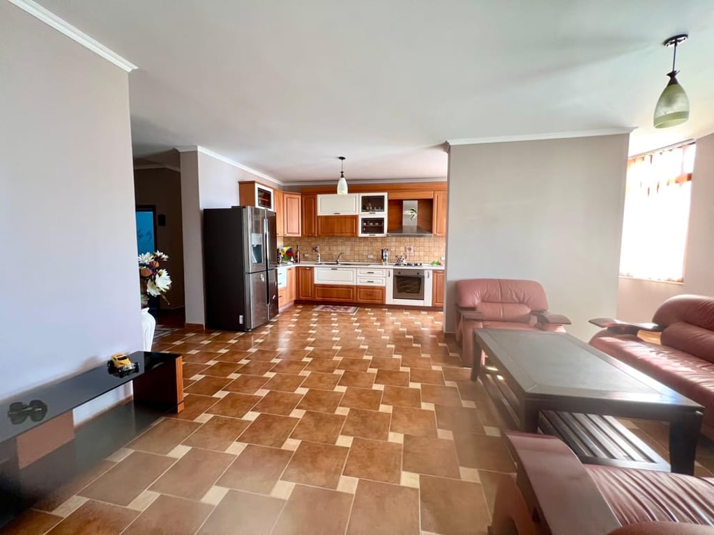 APARTMENT FOR SALE 3+1 + 2 BALCONIES - VILA E ZOGUT, DURRES