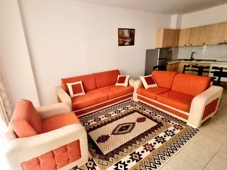 APARTAMENT ME QERA 2+1, ASTIR