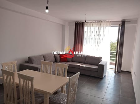Appartamento 2+1 in affitto a Fresk, presso i Palazzi di Tom Doshit a Tirana (ID 42215205)