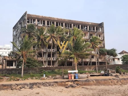VENDUTO HOTEL QUATTRO PIANI A FAZE KARABINAJE A POTAM, HIMARE 2.700.000 EURO