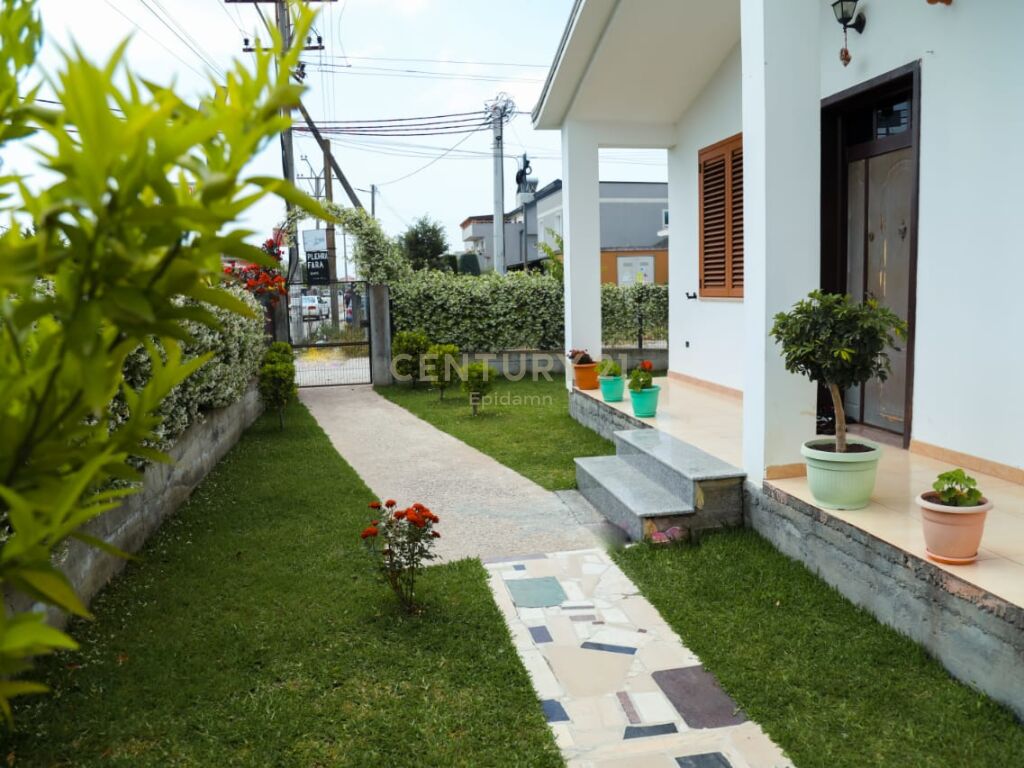 SHTEPI PRIVATE PER SHITJE NE SUKTH, DURRES - 120000€ | 187M²