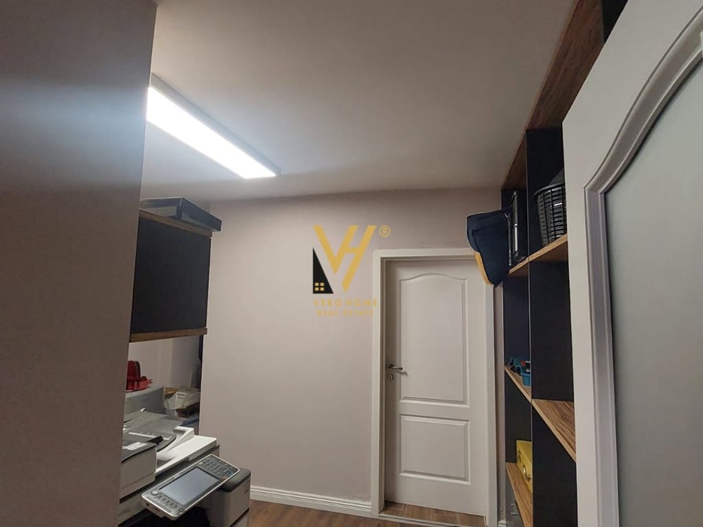 BUSINESS SPACE OF 96 M2 FOR RENT ON DIBRA STREET 60,000 LEK